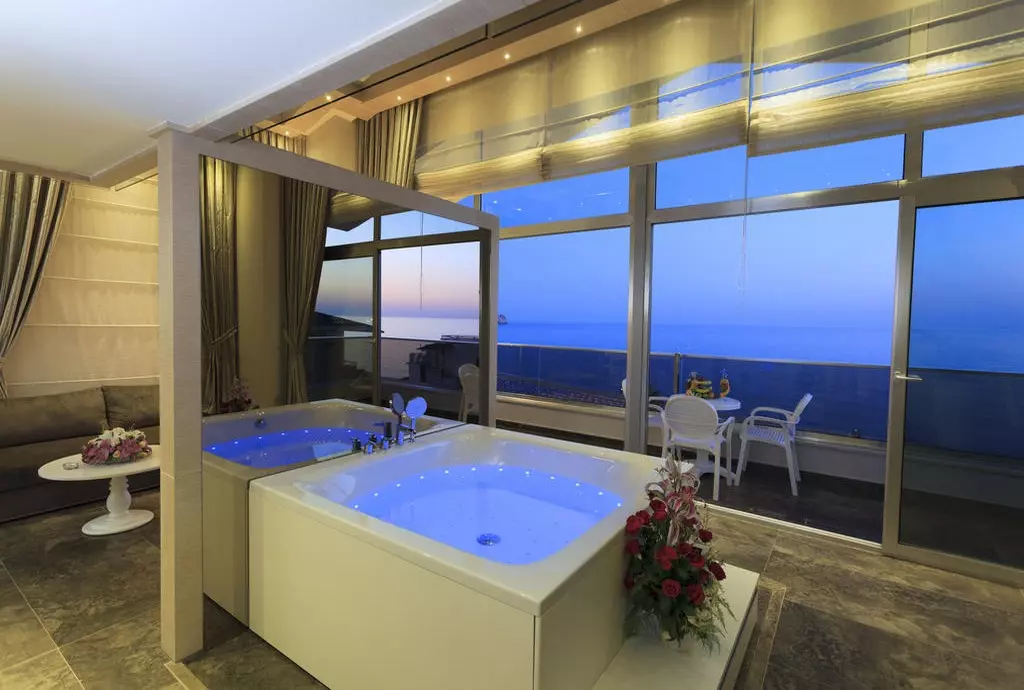xperia saray beach alanya_shabavizparvaz_18.jpg
